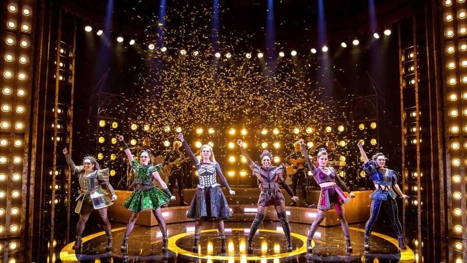 SIX UK Tour - Pamela Raith Photography
